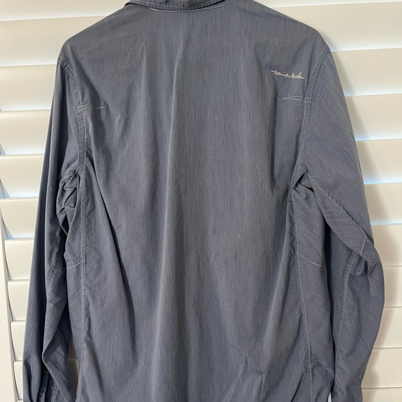 Travis Mathew button down - Picture 2 of 4